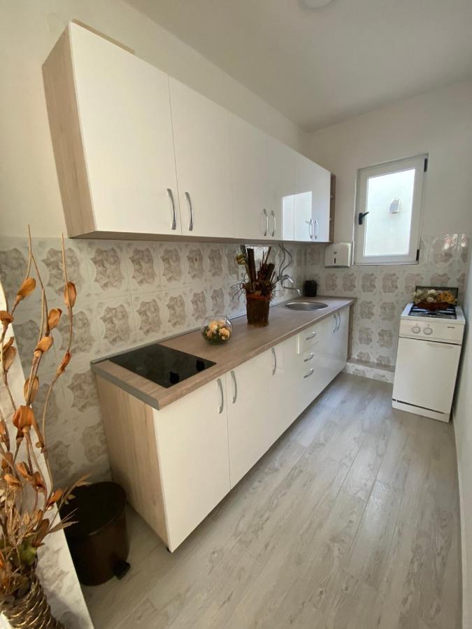 Apartments Hidri Ulcinj Exterior photo